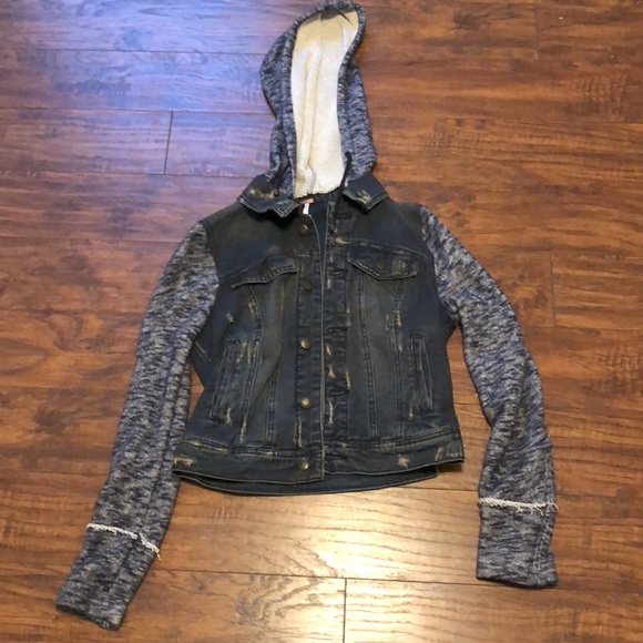 New Condition Free People Denim Jacket - Picture 3 of 10